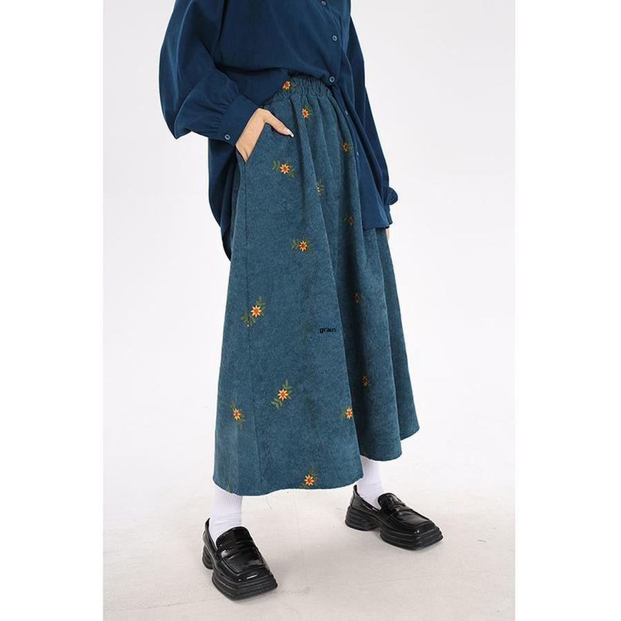 Vintage Brown Velvet A-Line Midi Dress Autumn Floral Embroidery Korean Style Over-Knee Long Dress