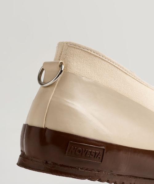 [Novesta] Rubberen Sneakers Laag Ecru/Bruin NOVU241MSSN005EC