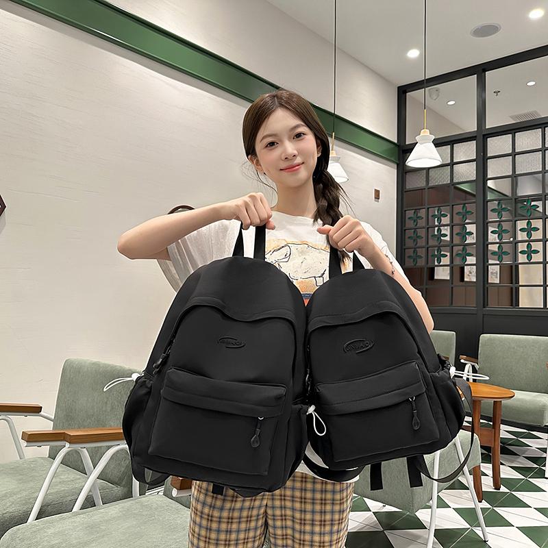 

Campus Small Schoolbag Женский рюкзак Легкий дорожный рюкзак Small чёрный