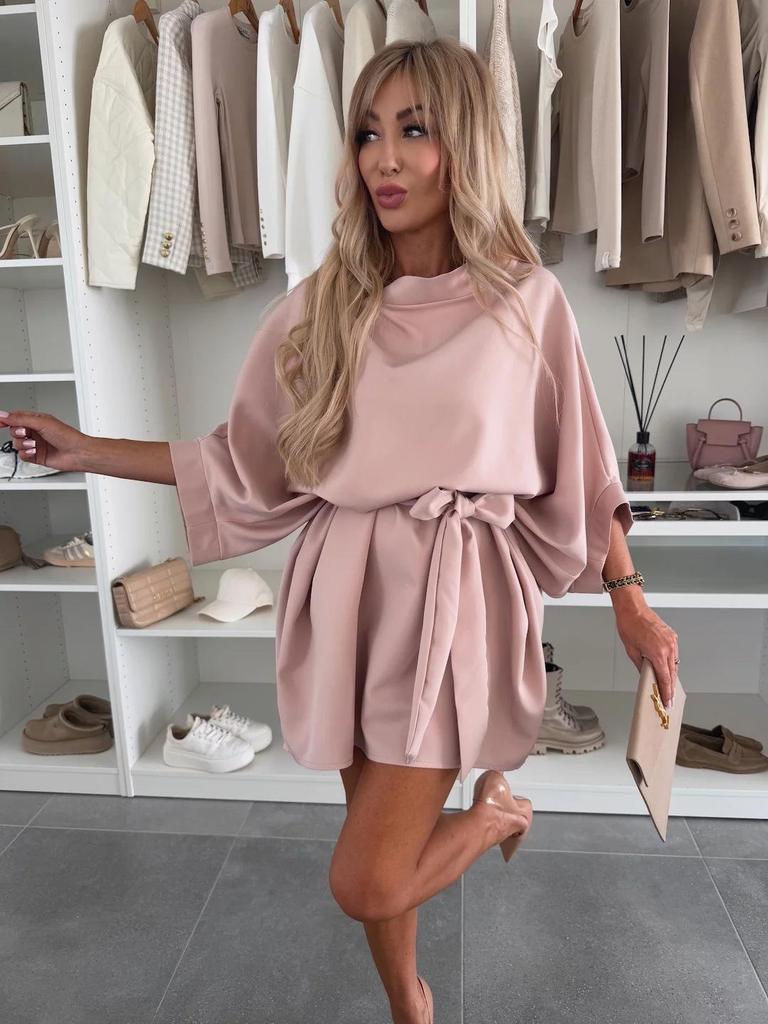 2025 Global Trend: Women's Versatile Solid Color Casual Round Neck Tie Dress