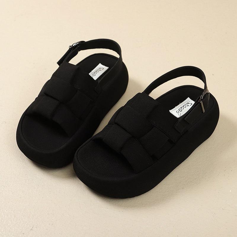 Internet celebrity platform woven sandals women wear 2025 new summer versatile skirt beach roman shoes ins