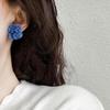 Orecchini a Lobo Fiori Blu in Resina per Donne Accessorio Gioiello Regali per Feste