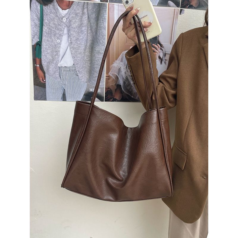 

Bag Female Maillard Casual Texture Soft Leather Commuter Bag Brown