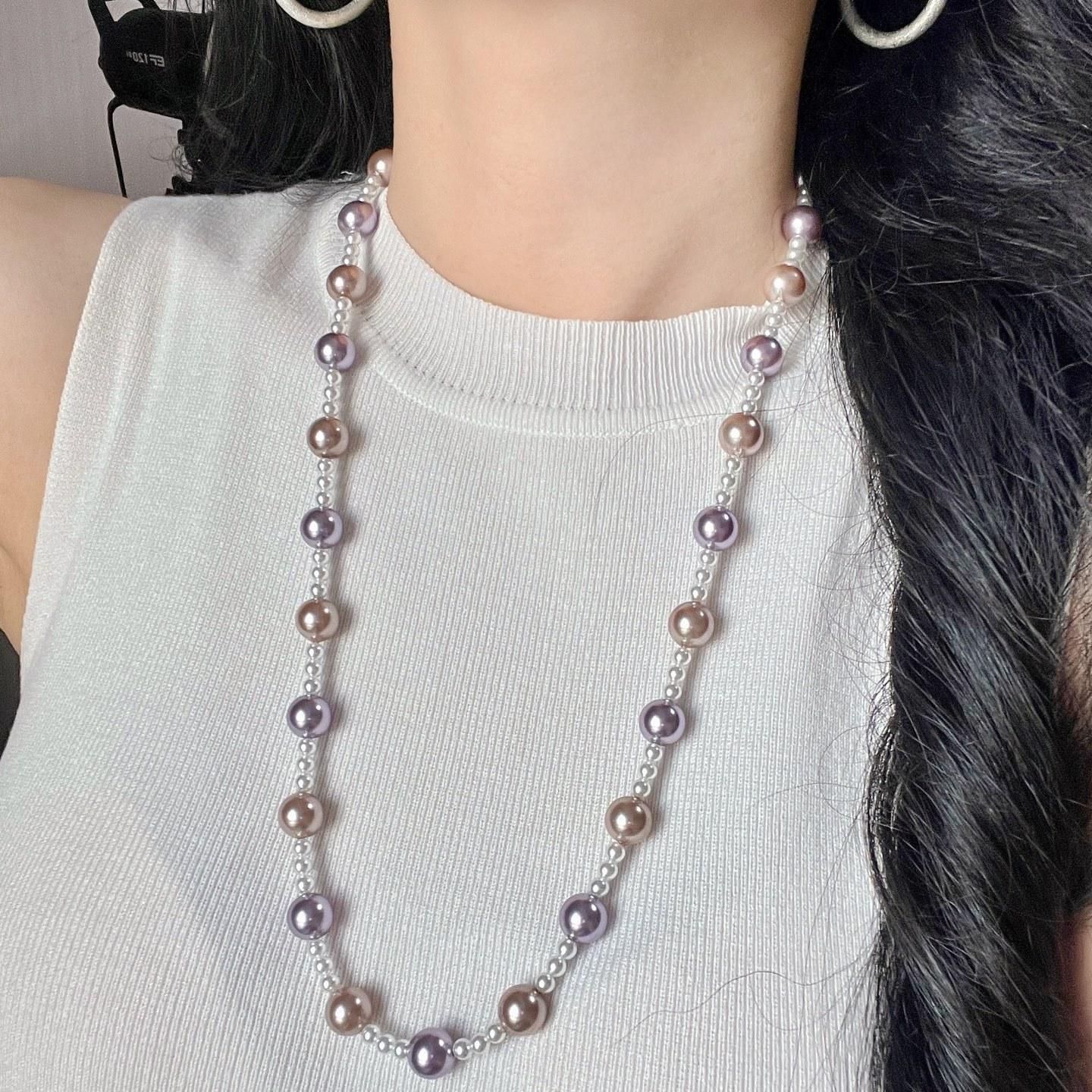 

Vintage High-Quality Strong Light Mixed Color Artificial Crystal Necklace Necklace Sweater Chain