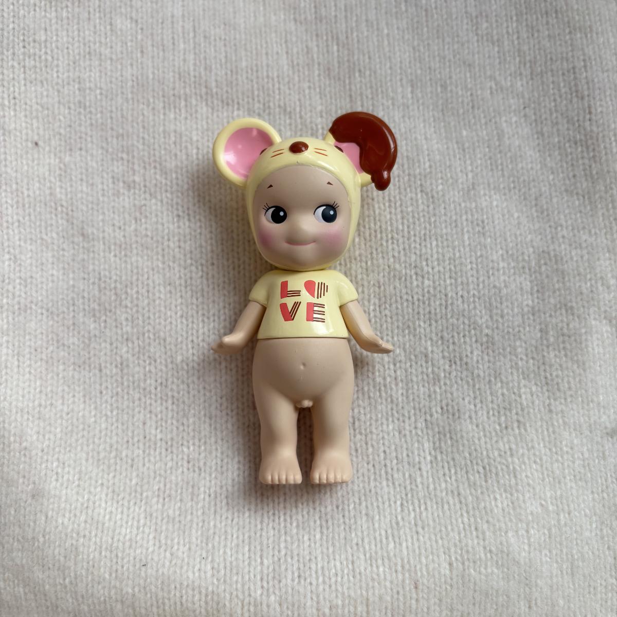 

Sonny Angel Mini Figure Valentine s Day Series No box No bag Blind Box chocolate fawn mouse rabbit sheep SAS65386 1PC No Box - No Bag