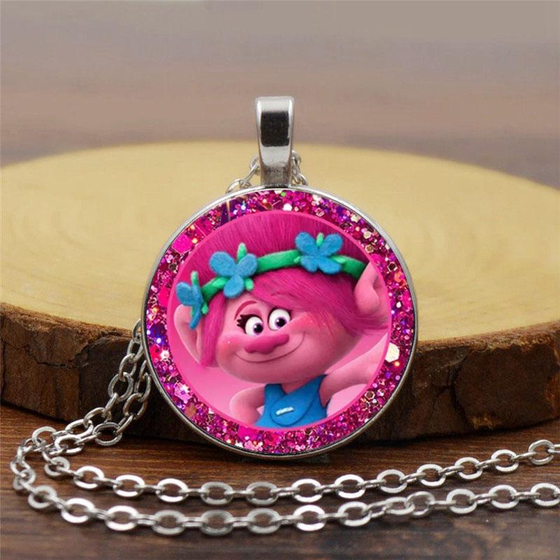 

Fashionable And Cute Animated Girl Pattern Circular Glass Alloy Pendant Keychain One Size серебряный