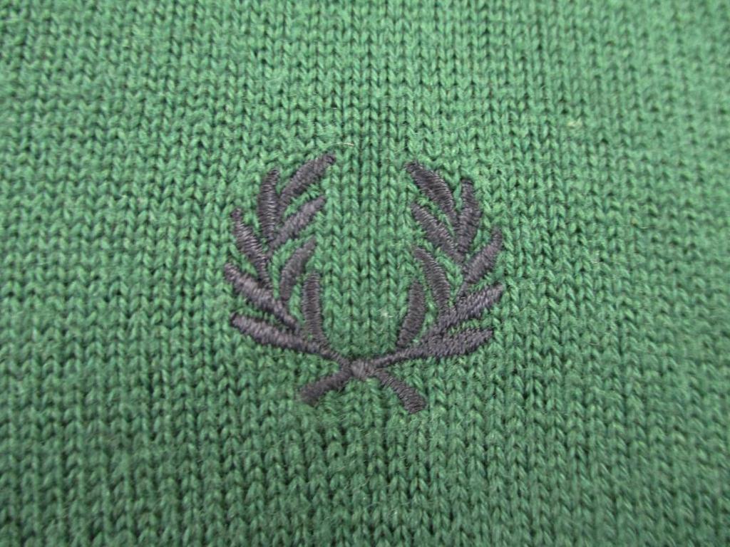 [USED] FREDPERRY V-neck knit M0821c
