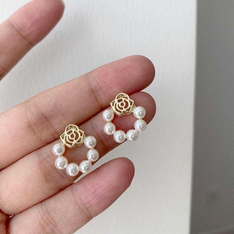 Elegant Rose Pearl Hollow-out Stud Earrings - S925 Silver Needle Design