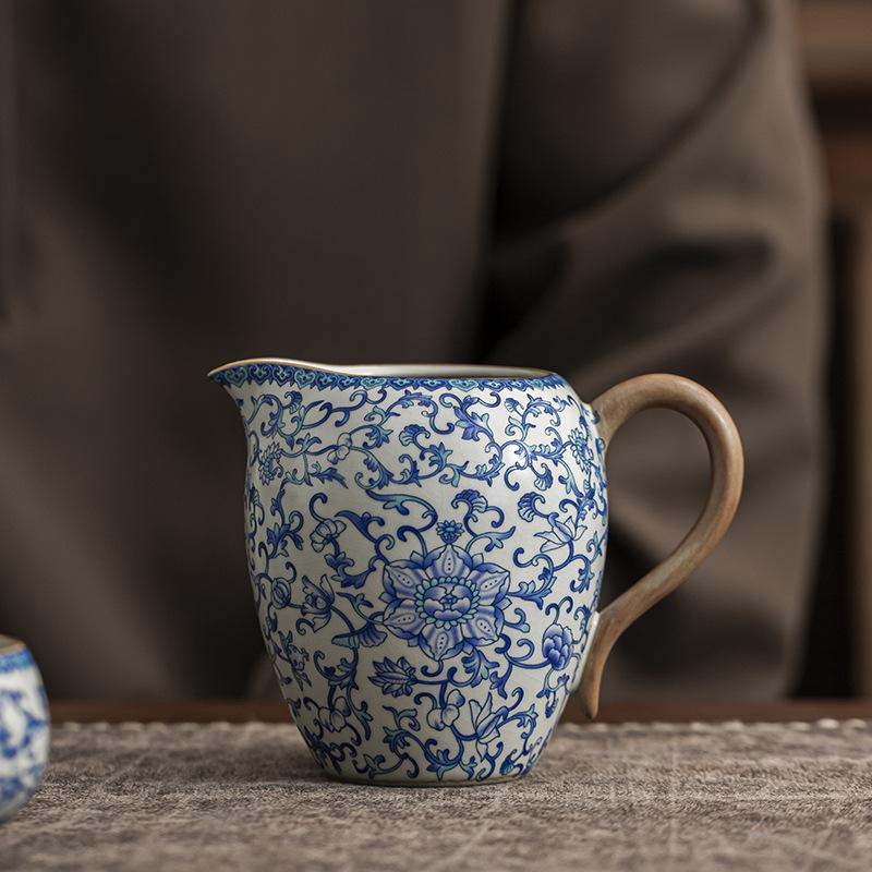 Light Luxury Tea Set Single Product Blue and White Beauty Fair Cup Ceramic High-end Tea Dispenser Tea Table Boutique Tea Sea Tea Ceremony Accessories