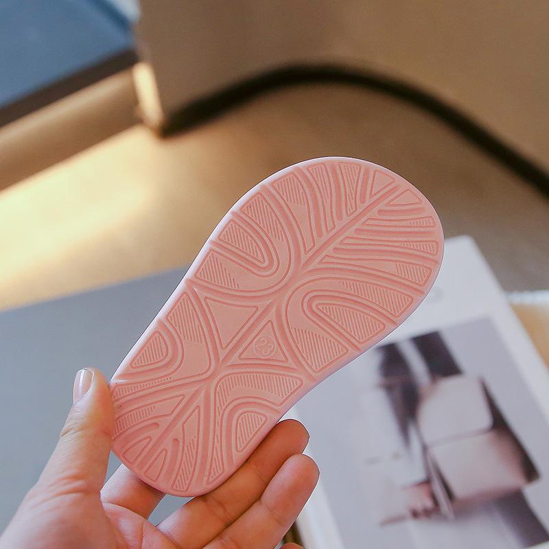 2025 Summer Girls' Soft Sole Casual Sandals - Fashionable Princess Beach Shoes for Little Girls