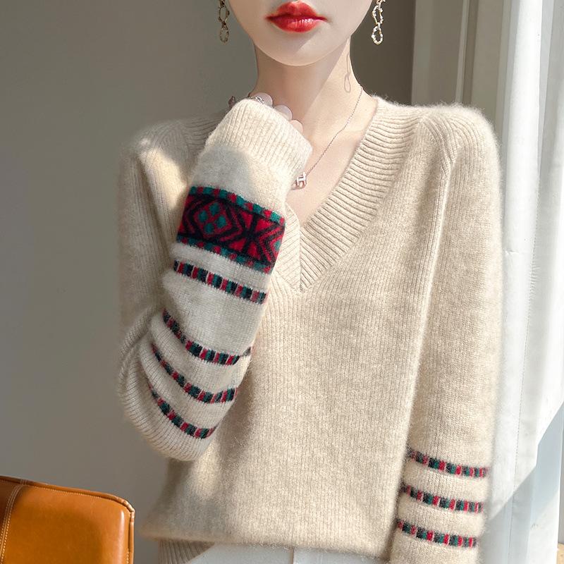 2025 Slimming V-Neck Women's Lazy Style 100% Wool Sweater