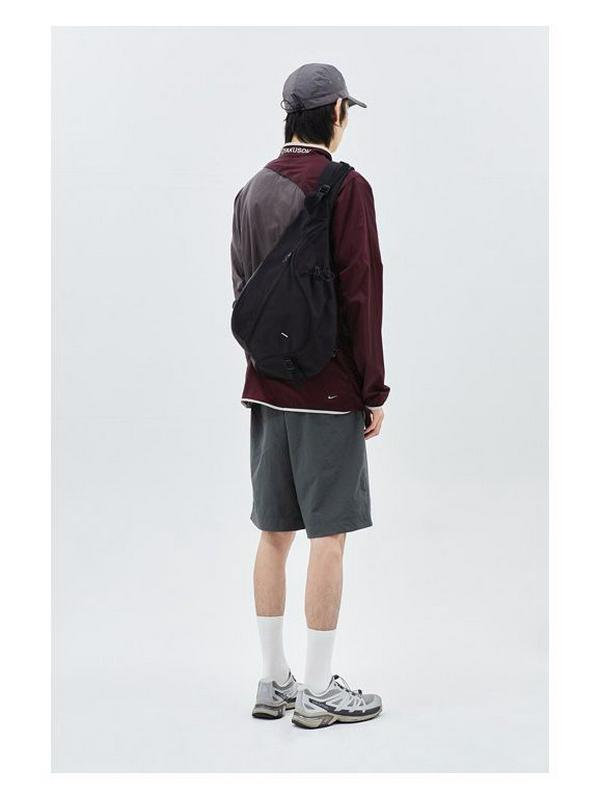 Japanese Streetwear Nylon Crossbody Bag – Sporty, Casual, Multipurpose Shoulder Bag for Men and Students