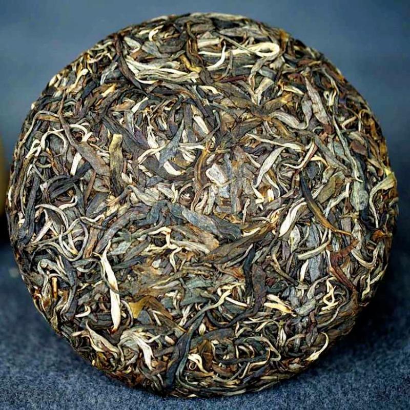 Tè Pu'er Yunnan Crudo 200g Torta di Tè Crudo Materiale Puro Antico Palo Alto Yiwu