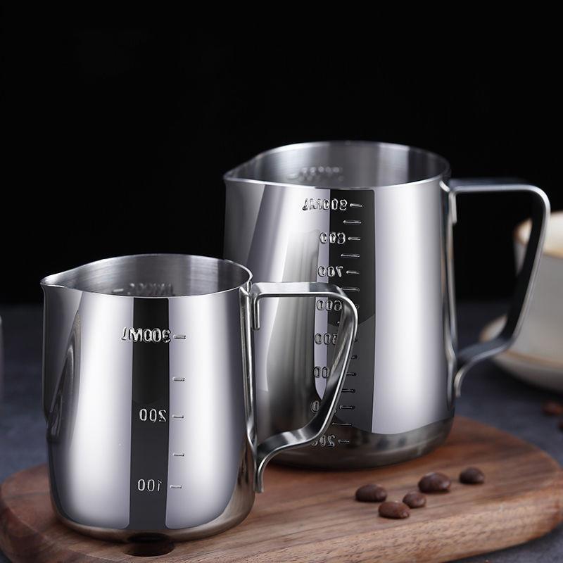 Kaffemelkskummende kanne 304 rustfritt stål spesialisert klassisk kaffetrakter Latte Cappuccino krem ​​dampskummerkopp
