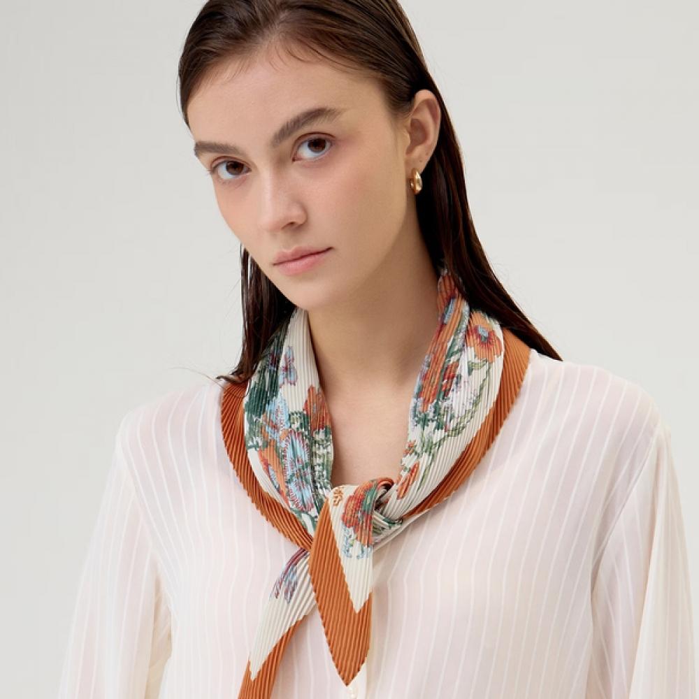 Daks Orange Flower Pleats Scarf Dcsc5f666o2 Single option