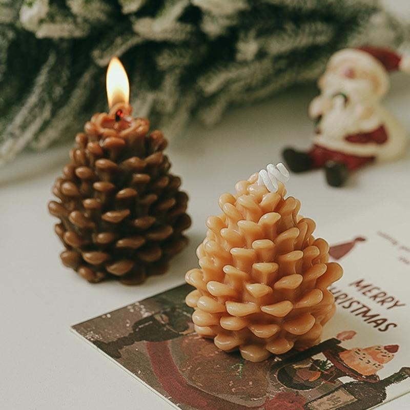 Christmas Pinecone Soys Wax Candle For Holiday Decoration With Natural Essential Oil Festival Aromas Accessory