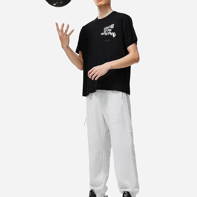 Li Ning X Cyril Artist Collaboration Series American Vintage Letter Print Loose Straight Short Sleeve T-Shirt Unisex T-Shirt Black AHST851-1