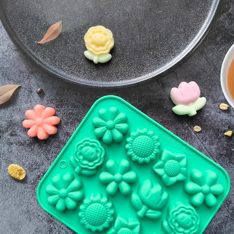 Food Grade Silicone Flower Mold Non-Stick Dishwasher Safe for Homemade Chocolate Candy Jelly DIY Baking Gift for Bakers