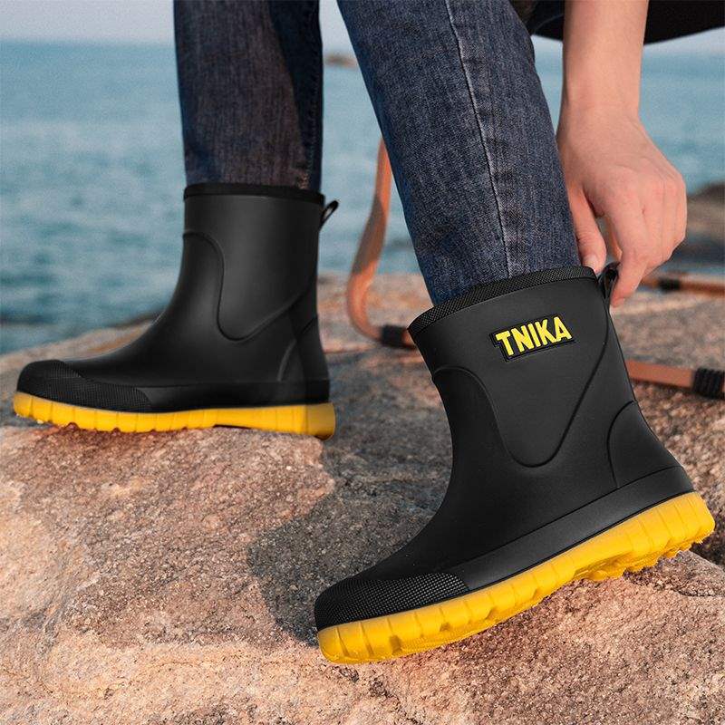 TNIKA Men's Short Rain Shoes Waterproof Saliva Shoes Medium Tube Non-slip Velvet Water Shoes Fashionable Fishing Rain Boots Wear-resistant