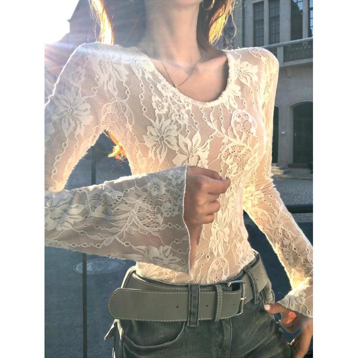 

Women s Slim Fit Lace Base Layer Top - Versatile Crochet Style for Autumn/Winter Large білий
