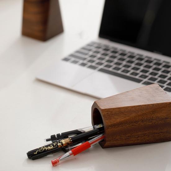 Drewniany Orzechowy Pojemnik na Długopisy Pojedyncza Tubka w Stylu Ceremonii Herbacianej Organizer Ręcznie Robiony Przechowywanie na Biurko na Pędzle Narzędzia Elegancki Wystrój Biura