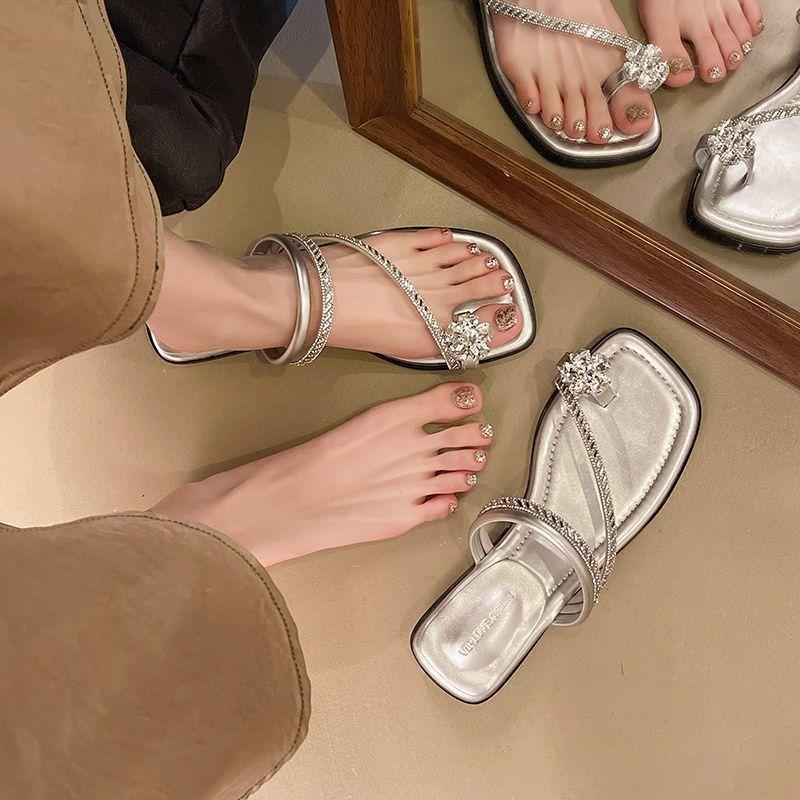 2025 New Summer Rhinestone Sandals Girl Wearing Fairy Style Slippers French Low Heel One Word Popular Cool Slippers