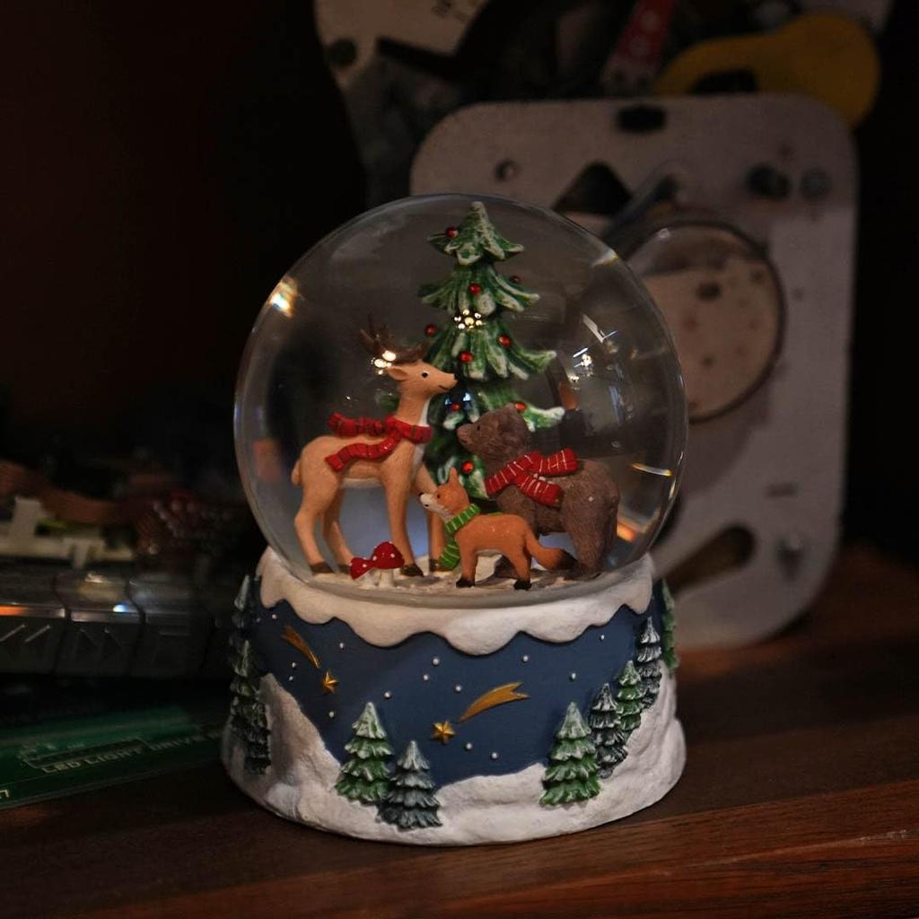 Dalton Snow Globe Forest Friends Skyfall