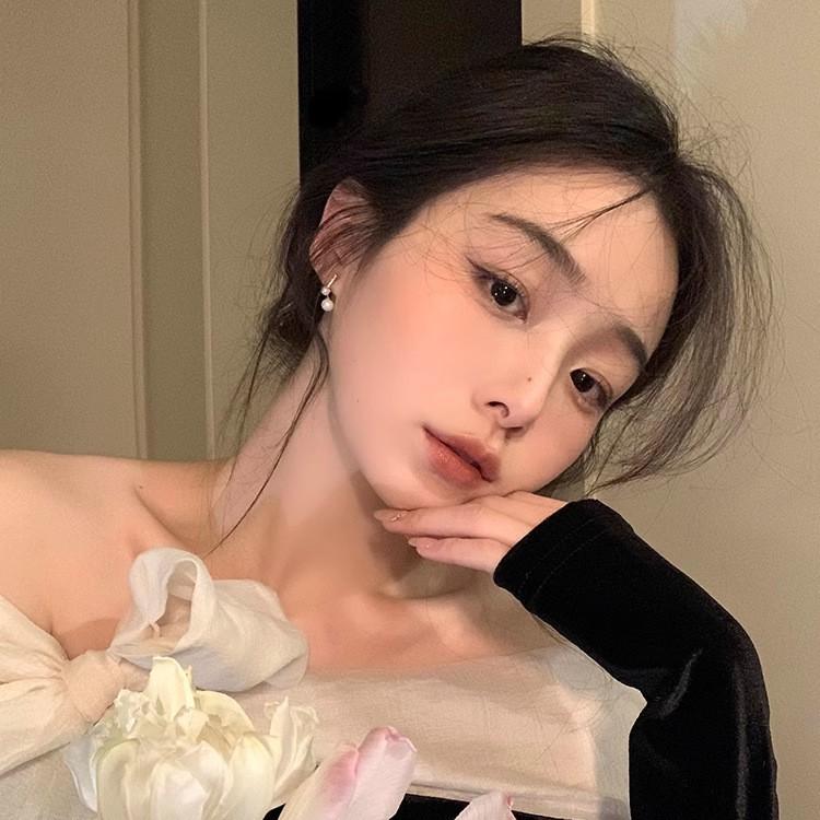 Pearl Tassel Haoshi Earrings, New Foreign Style, Popular Niche Design, High-end Stud Earrings, Femininity Earrings.