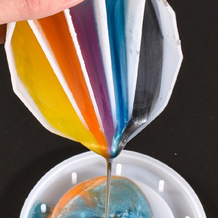 Toning Cup Crystal Epoxy Resin Distributing Cup Mixing Glue Cup for Distribution