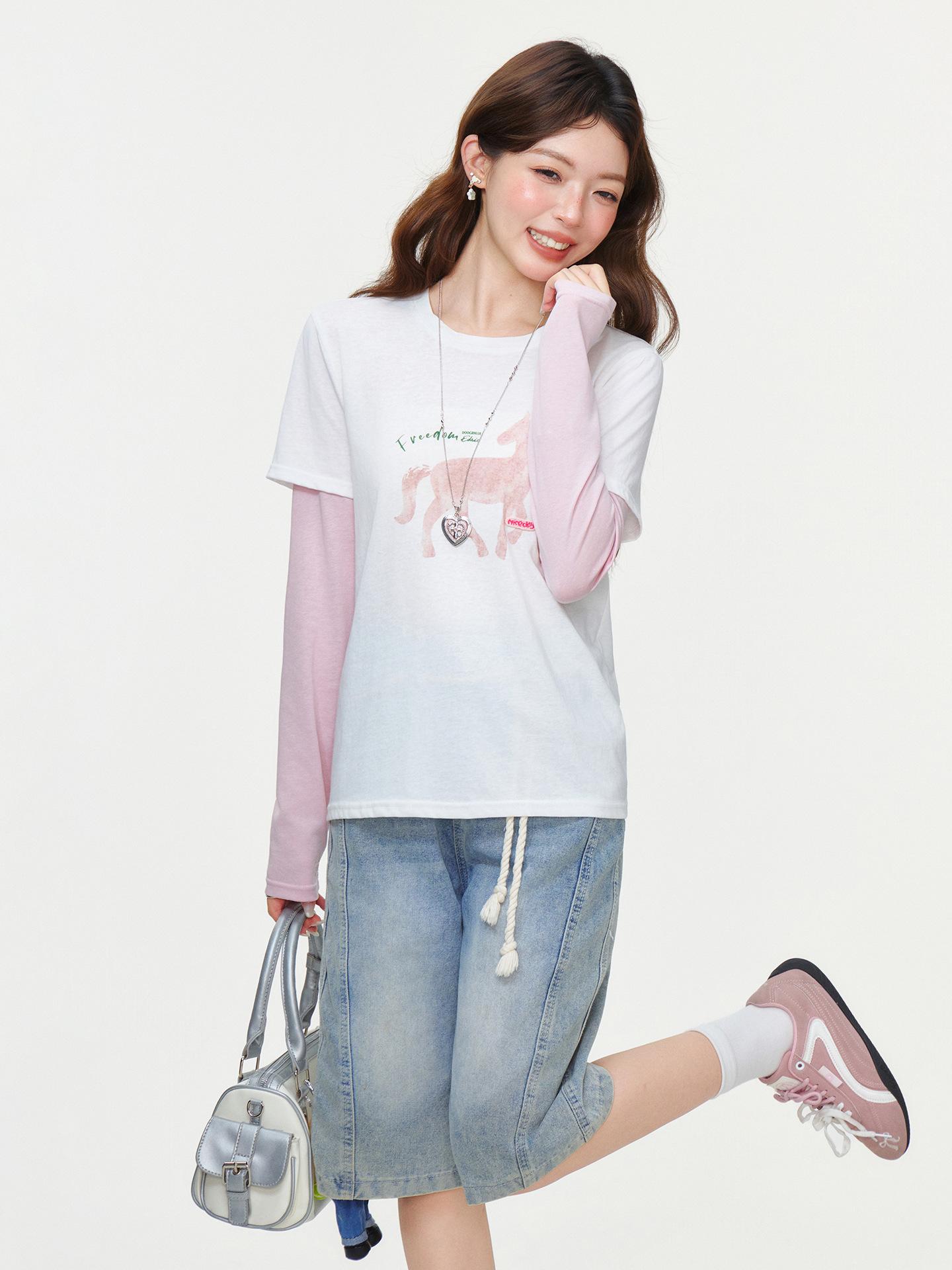 

Sweet wind contrasting color fake two-piece pony print T-shirt women s spring design sense niche crew neck bottoming top S белый