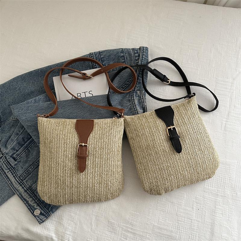 Niche commuter messenger bag mobile phone bag women's bag large capacity seaside leisure beach bag versatile straw bag shoulder bag