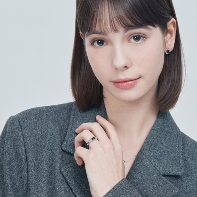 ELLE Jewelry Ella Oval Onyx Ring ELBRWR130