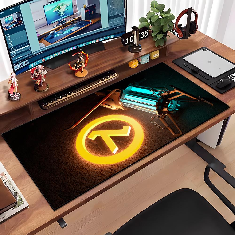 Half Life Large Mouse Pad Large Anti-Slip Rubber Gaming MousePad Durable Desk Pad Thick Seam Edge Suitable For Office And Gaming