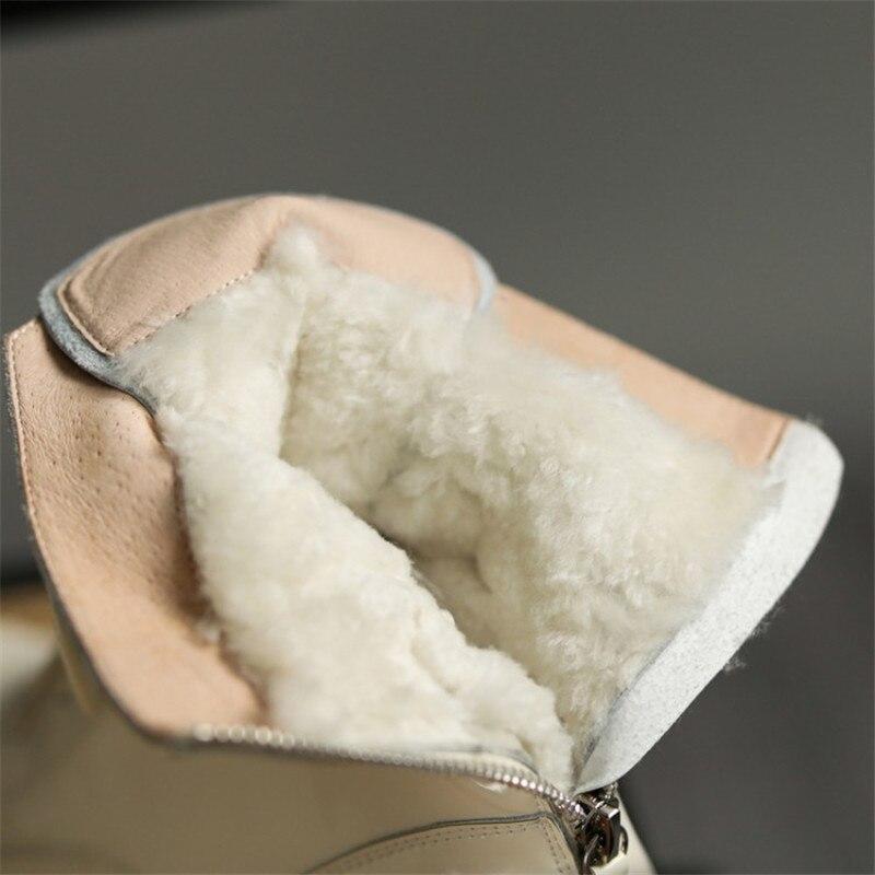 Zimní lakované kožené boty pro ženy, teplé kožešinové boty, sněhule, boty na platformě se zipem a šněrováním, černé motocyklové boty