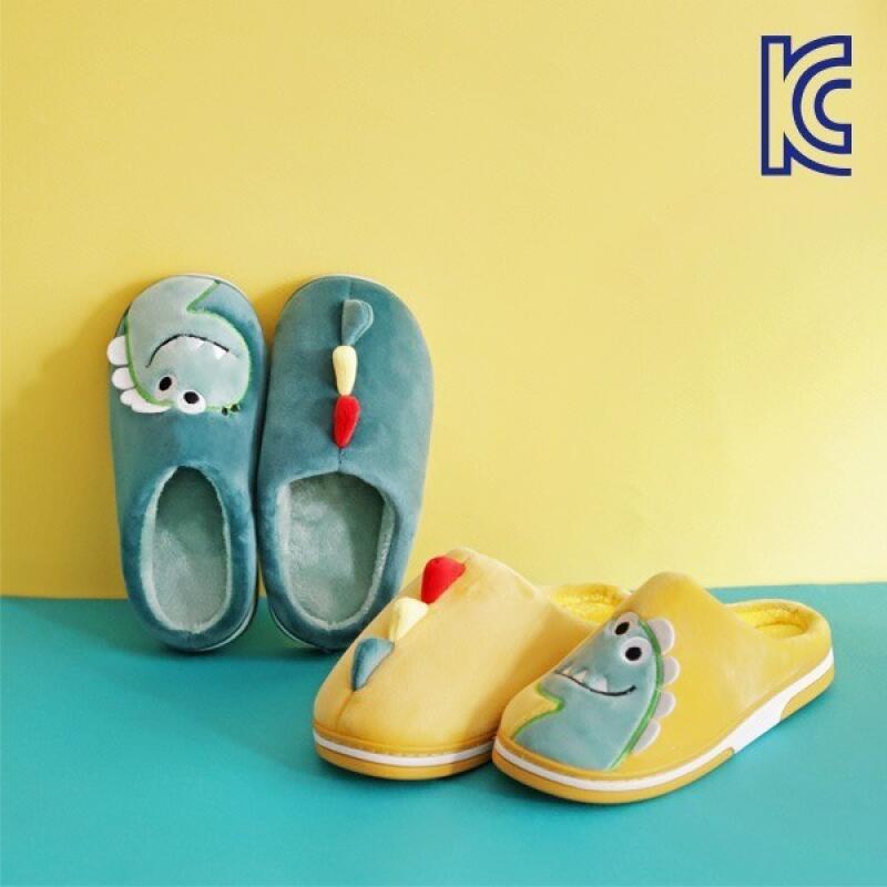 

KC-certified thermal cushion, non-slip, safe DINO kids slippers green