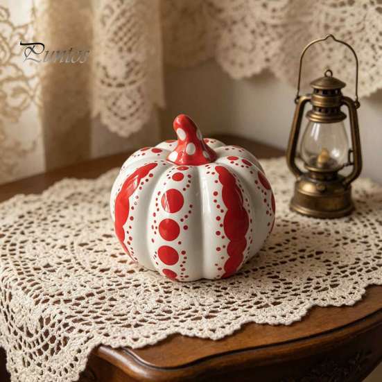 Rot-Weiß gepunktete Kürbisse Keramische Kürbisskulptur, Moderne Figur, Bauernhaus Sammlerstück Handwerk Geschenke Tischdekoration für Herbst, Halloween,