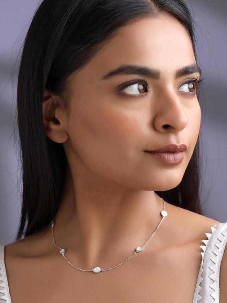 Kicky and Perky 925 Sterling Silver Oval Mother of Pearl Shell Station Chain Necklace Jewelry For Womens