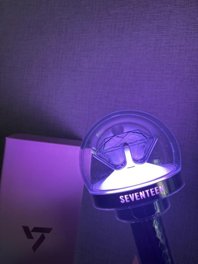 [USED] SEVENTEEN OFFICIAL LIGHT STICK VER.3