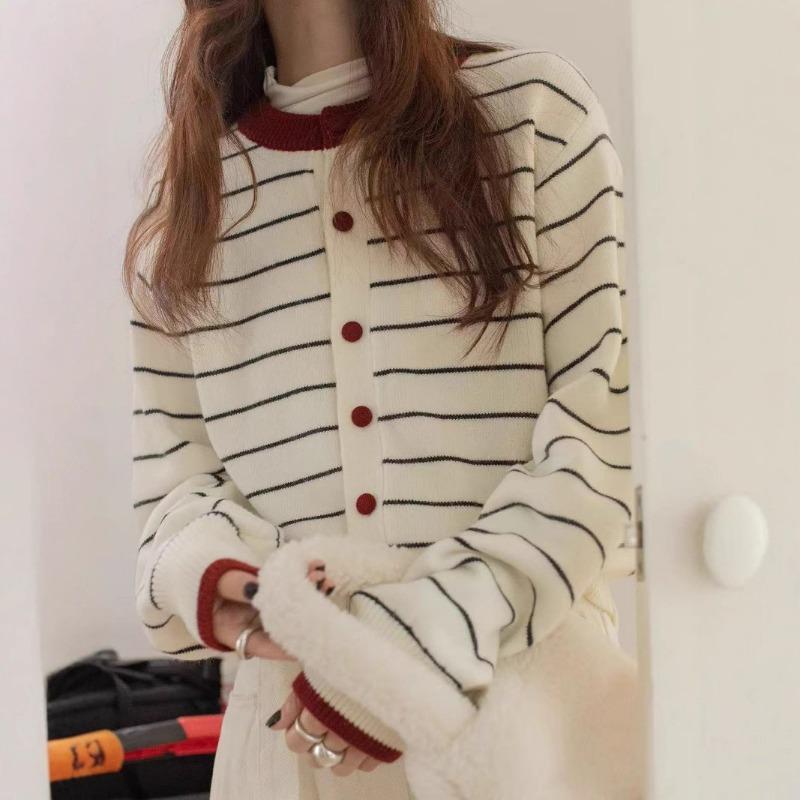Contrasting color crew neck striped knitted cardigan autumn and winter new college style age-reducing casual soft waxy sweater women's coat