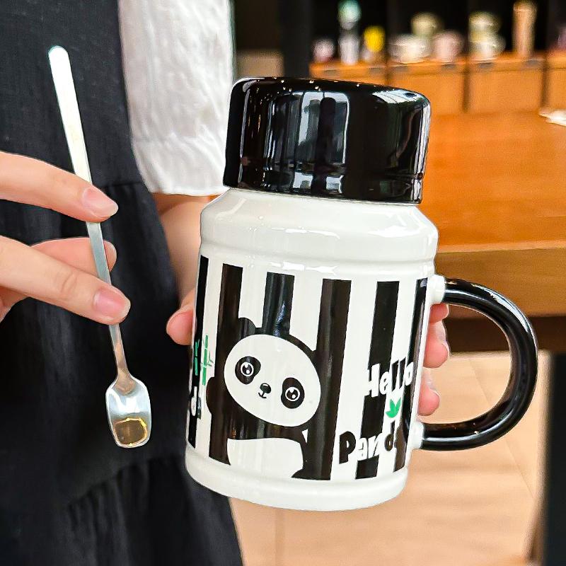 

Кружка Большой Вместимости Керамическая Ложка с Крышкой Маленькая Свежая Мультяшная Цветочная Печать Окрашивание Красивая Изысканная Дом Офис Чайник 401-500ml