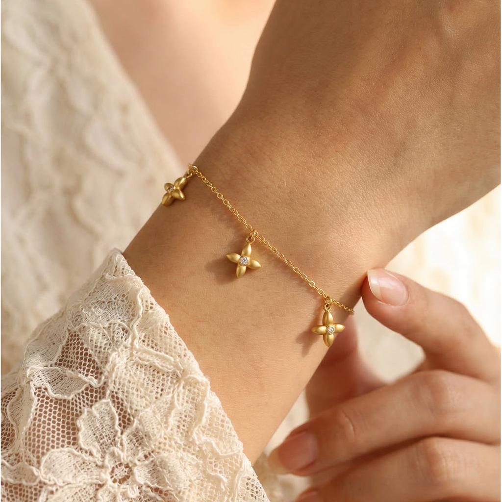 Wind Stainless Steel Zircon Floral Design Bracelet, Sweet Wind Lady Exquisite Jewelry 2771