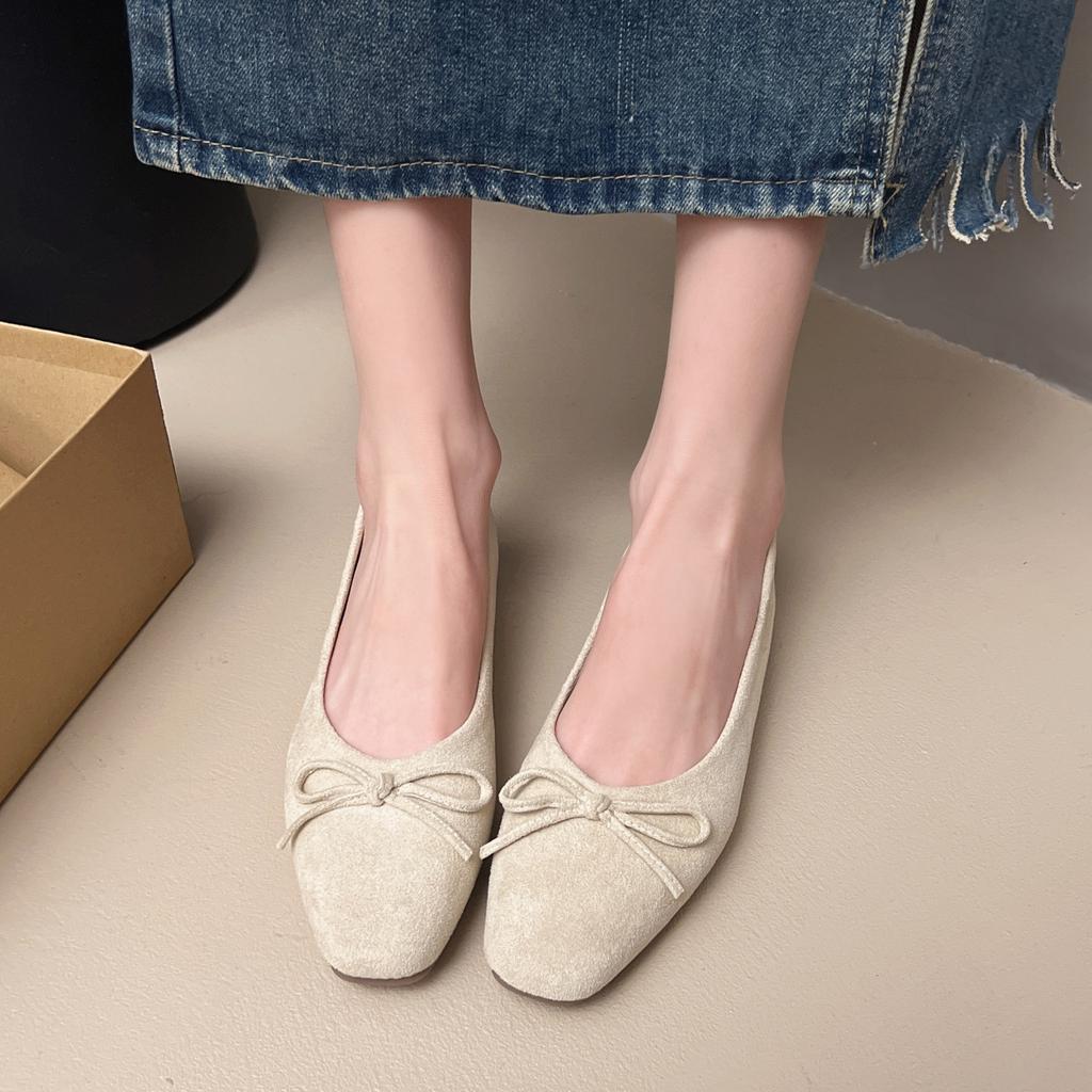Französische Schleife quadratischer Kopf Mary Jane Einzelne Schuhe Damen 2025 neu retro vielseitig Ein-Pedal leichter Mund Pendlerschuhe