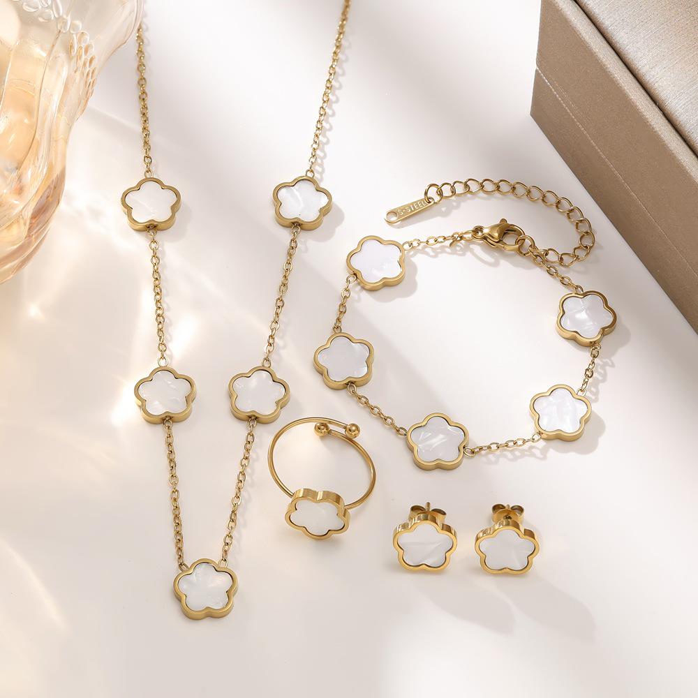 Women's Glossy Pearl Clover Jewelry Set: Bracelet, Necklace, Earrings, Ring