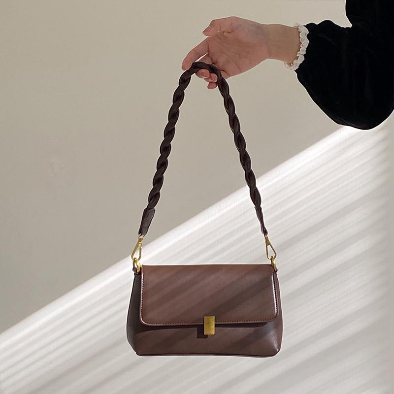 IELGY Korean Style Retro Shoulder Bag British Style Square Cover