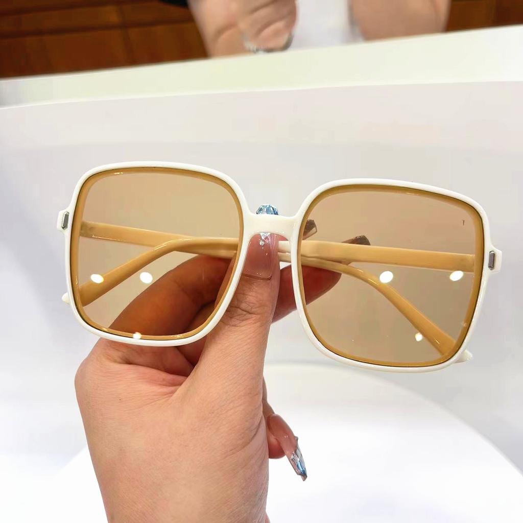 Vintage Rice Nail Square Sunglasses Round Face Ladies Anti-ultraviolet Sunglasses Big Frame Sun Glasses Gafas De Sol Para