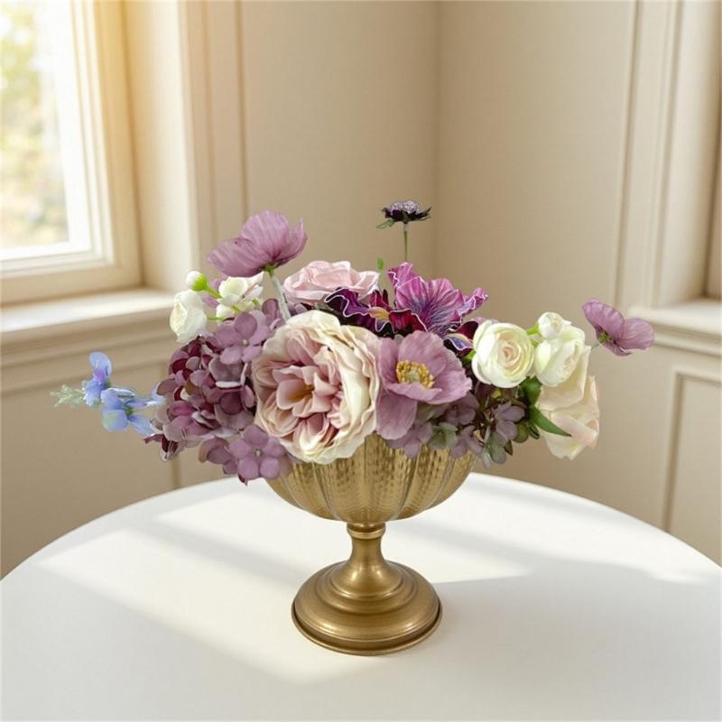 Distressed Gold Vases Indoor Decorative Flower Container for Sitting Room Or Garden Setting