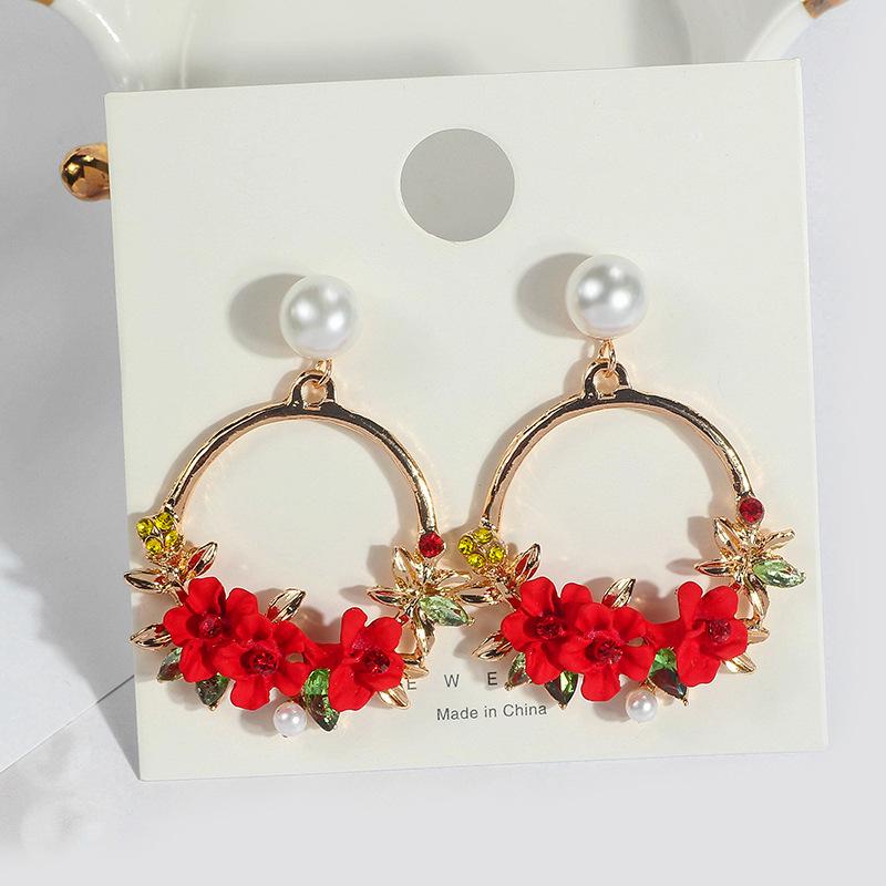 Spring And Summer Dongdaemun Petal Earrings, Small Fresh And Simple Pearl Diamond Earrings