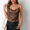 Camicia da donna estiva a tinta unita in raso con spalle scoperte e senza maniche
