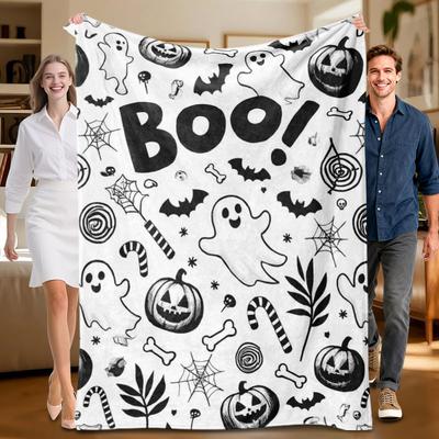 1 Piece Halloween-themed Black and White Flannel Blanket, Soft, Suitable for Sofa, Bed, Office, All-season Use.