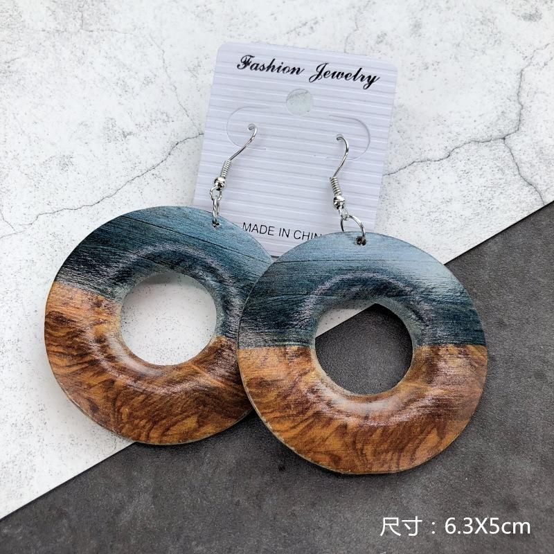 Bohemian Wood Earrings Women's Personality Exaggerated Print Flower Stud Earrings Vacation Versatile Temperament Earrings